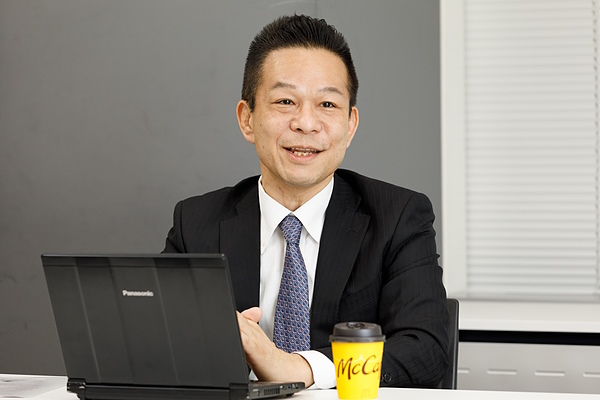 小嵜氏は「ADMS」について、配達員の利便性とエンドユーザーの満足度向上に役立つ配達管理システムだと説明する