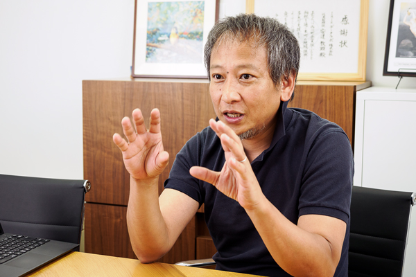 RISデータラボ 安達教顕社長