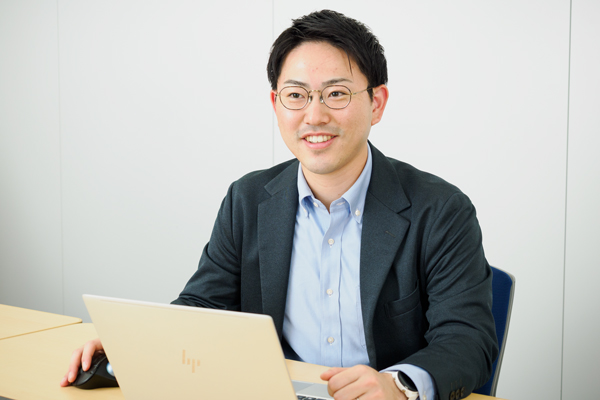 SDS eコマース営業部の鈴木大登氏