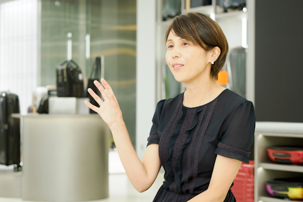 サムソナイト事業部 営業本部 デジタルセールス部 ECマネージャー　友田 由紀子氏