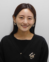 田中絢子コヒナ事業部長