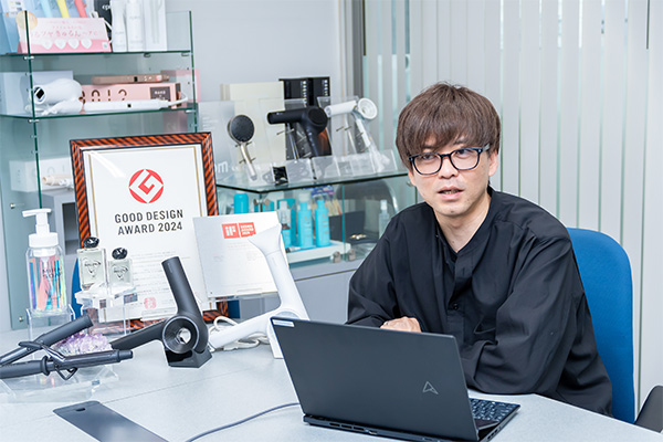 コスモホールディングス D2C事業部 次長の中道啓輔氏