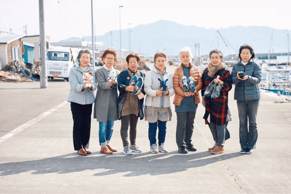 東日本大震災からの復興支援として始めた「刺し子」の技法を用いた伝統工芸の担い手たち