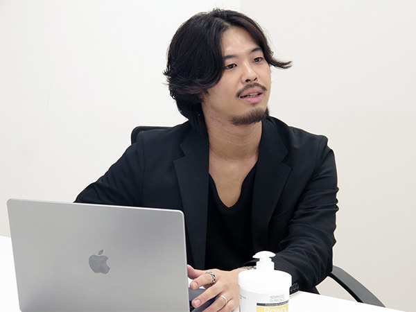 Brand Commerce Associate Brand Manager 伊東朋希氏