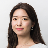 小林 彩香