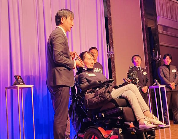 織田友理子氏（認定NPO法人ウィーログ）