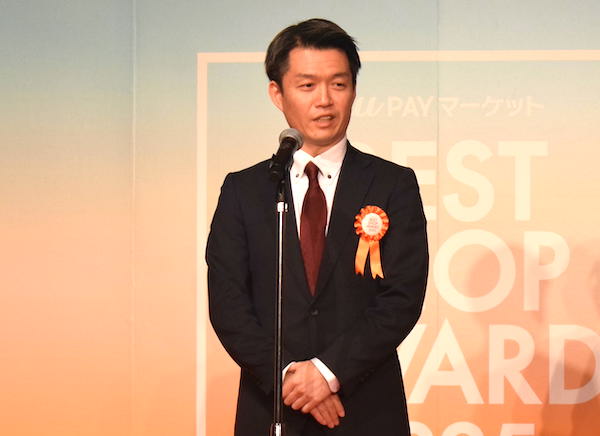 アイリスプラザの岩崎亮太社長