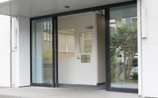 DNPロジが「医薬品店舗販売業」許可を取得、一般用医薬品メーカーの通信販売事業を支援