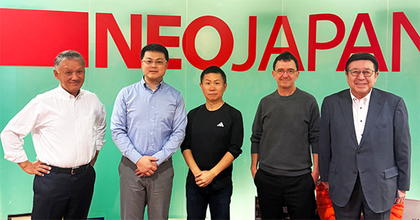 左からネオジャパン 齋藤 晶議氏、LIVEX AI Jerry Li氏、ZETA 山崎 徳之氏、LIVEX AI Yasha Spong氏、Sam Takagi氏