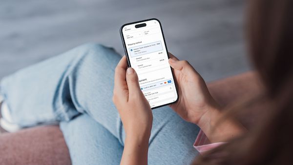 米アマゾン、自社ECサイトでも「プライム配送」導入を可能にする新機能。「Buy with Prime」との違いは?配送代行手数料の割引プログラムも
