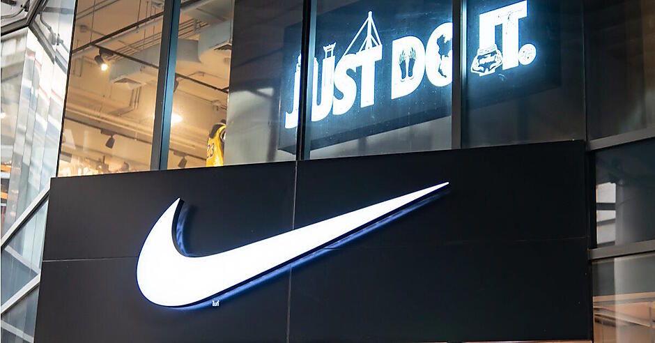 ナイキのAI活用事例。AIを用いた顧客体験向上+商品開発+業績立て直し