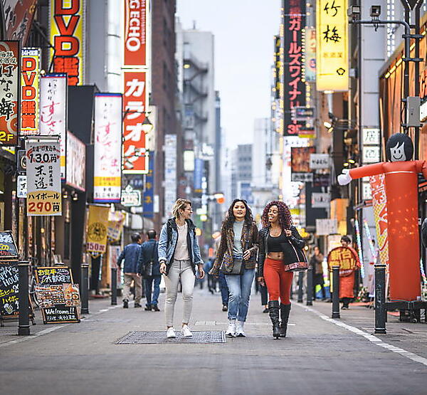 アフターコロナで期待されるインバウンド需要の復活はECサイトの回遊につなげる好機にもなる（画像はイメージ）