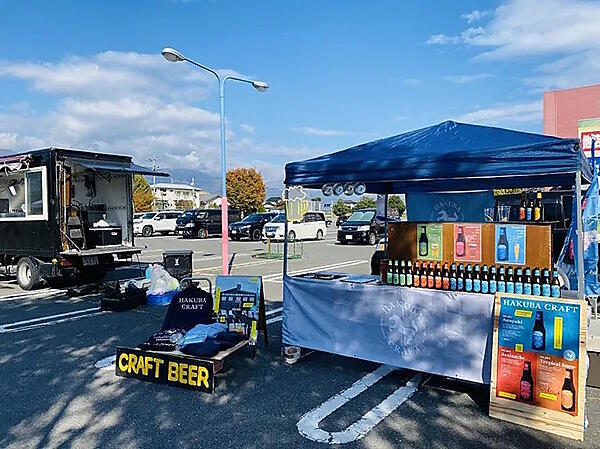 “みんなの故郷「白馬」をつくる”をミッションに掲げ、長野県や東京都を中心に自社醸造のクラフトビール「HAKUBA CRAFT」を展開するreth