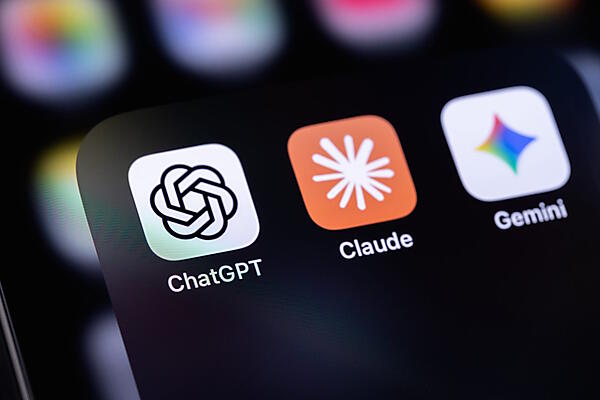 「検索」から「AI推薦」へ、EC流入元AIのシェアが大きく変化。「ChatGPT」独走を追う「Gemini」、「Claude」急伸の衝撃