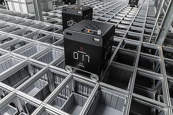 IKEA Tokyo-Bay倉庫内に導入した自動倉庫型ピッキングシステム