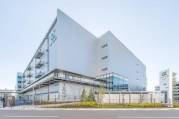 アマゾンジャパンは3月18日、神奈川県相模原市に新たな物流拠点となるフルフィルメントセンター（FC）を新設すると発表した