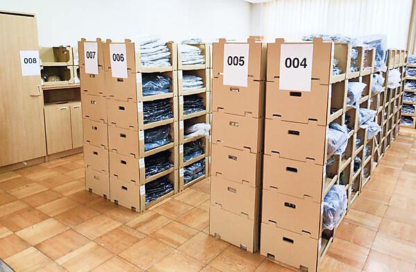 旧小学校をEC物流拠点に！ D2Cアパレル「もりのがっこう」＋TシャツEC「Tshirt.st」の知見・ノウハウを提供するEC物流代行「フレンズロジ」とは