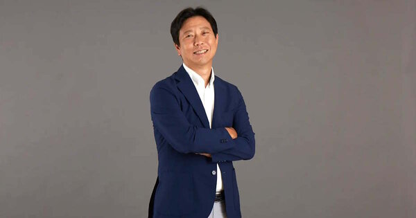 メルカリは9月1日付で、「メルカリ」内にECサイトを開設できる「メルカリShops」の戦略顧問に元楽天（当時、現在は楽天グループ）の常務・高橋理人氏が就任し